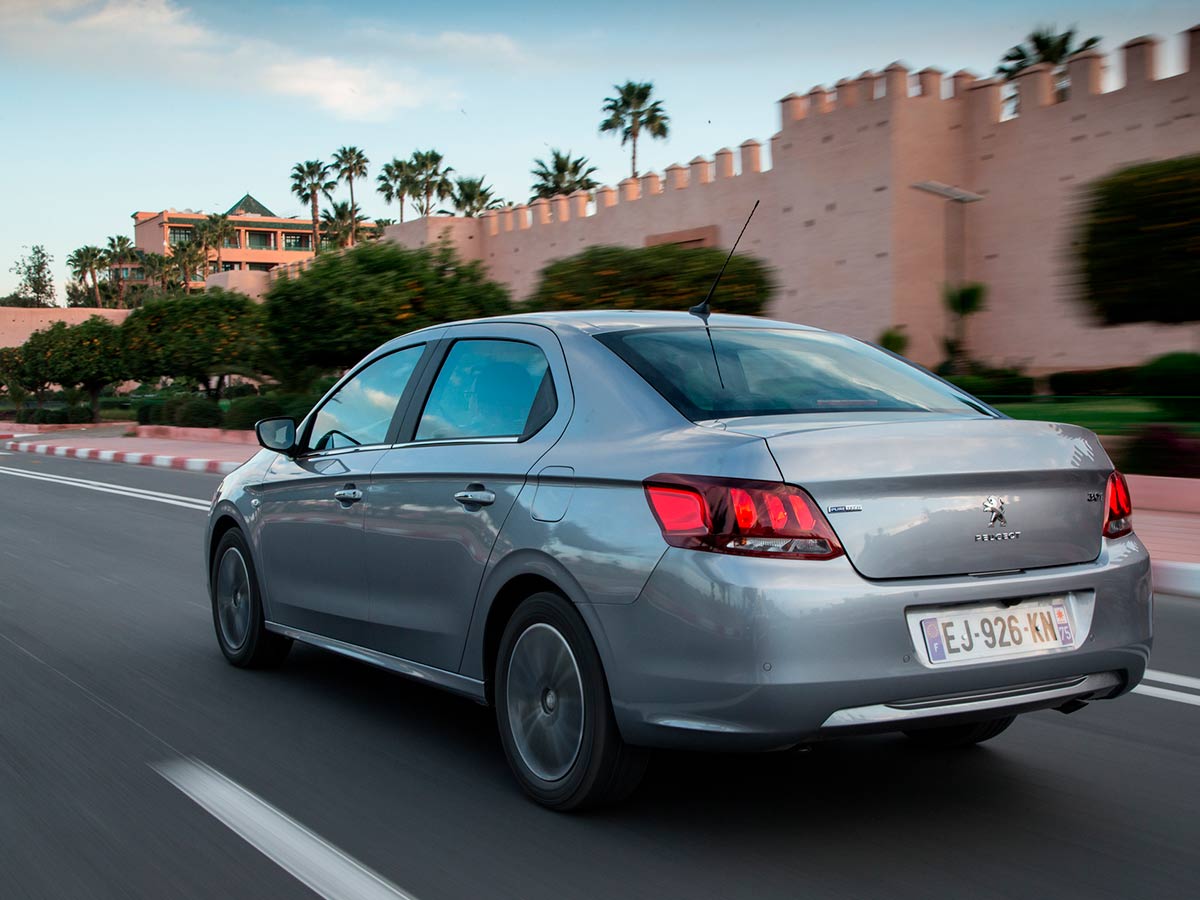 Peugeot 301