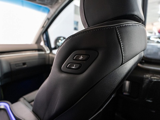 Hyundai Staria Premium 2.2d AT Black