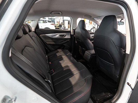 BAIC U5 Plus Luxury 1.5 CVT White 1