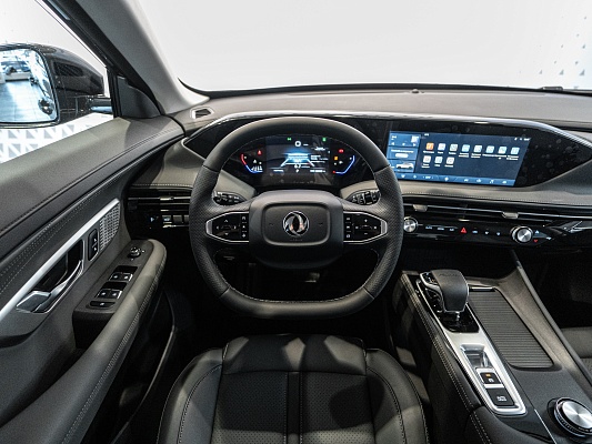 Dongfeng Huge Executive 1.5 AMT Black