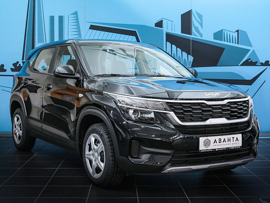 Kia seltos black