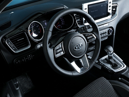 Kia Ceed SW Blue Prestige 1.6 AT