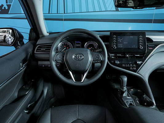 Toyota camry 2021 blue classic